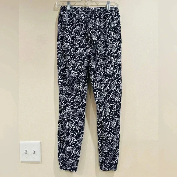 🔥Rachel Zoe sweatpants 🔥 - Picture 2 of 8